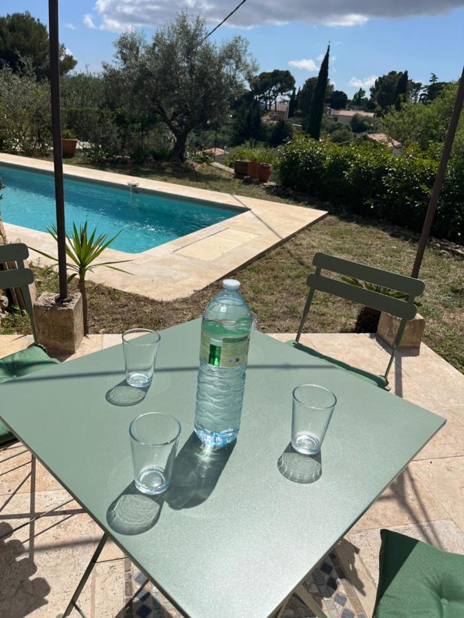 Hauteurs De Toulon : Charmant Studio Piscine Exterior foto